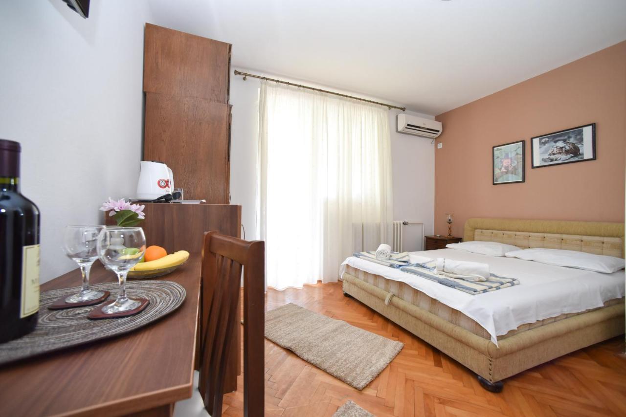 Petrovac Apartmani Soljaga מראה חיצוני תמונה