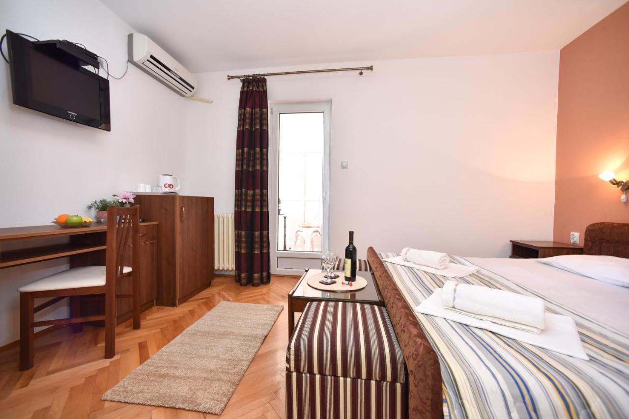 Petrovac Apartmani Soljaga מראה חיצוני תמונה