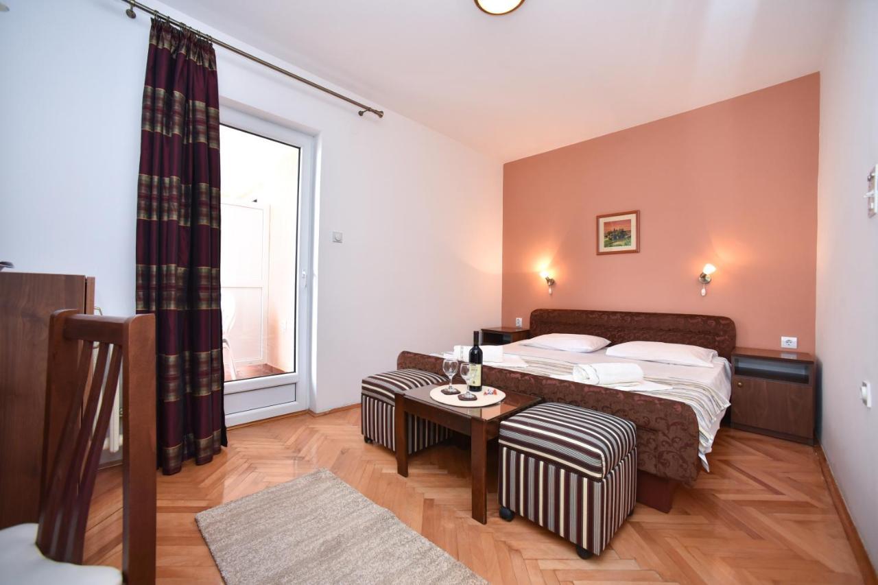 Petrovac Apartmani Soljaga מראה חיצוני תמונה