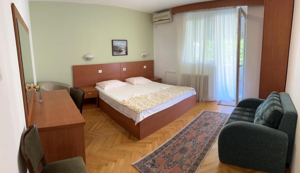 Petrovac Apartmani Soljaga מראה חיצוני תמונה